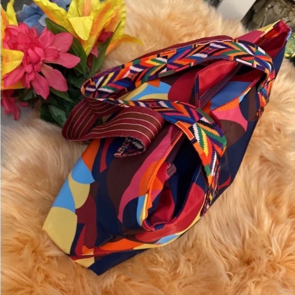 Geometric Multi Color Shoulder Handbag With Guitar Strap NEW! - Picture 2 of 5